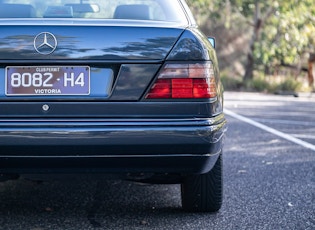 1994 MERCEDES-BENZ (W124) E220 COUPE