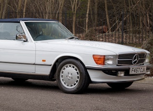 1988 MERCEDES-BENZ (R107) 300 SL