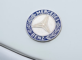 1988 MERCEDES-BENZ (R107) 300 SL
