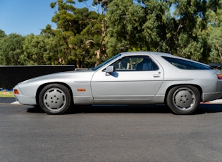 1990 PORSCHE 928 S4