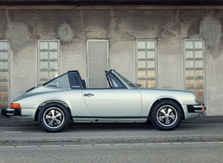 1975 PORSCHE 911 2.7 TARGA