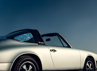 1975 PORSCHE 911 2.7 TARGA