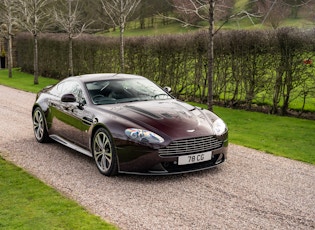 2012 ASTON MARTIN V12 VANTAGE - MANUAL