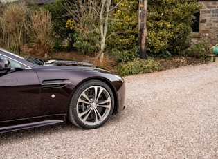 2012 ASTON MARTIN V12 VANTAGE - MANUAL