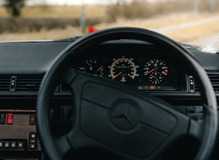 1995 MERCEDES-BENZ (W124) E220 CABRIOLET