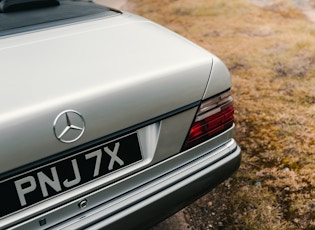 1995 MERCEDES-BENZ (W124) E220 CABRIOLET