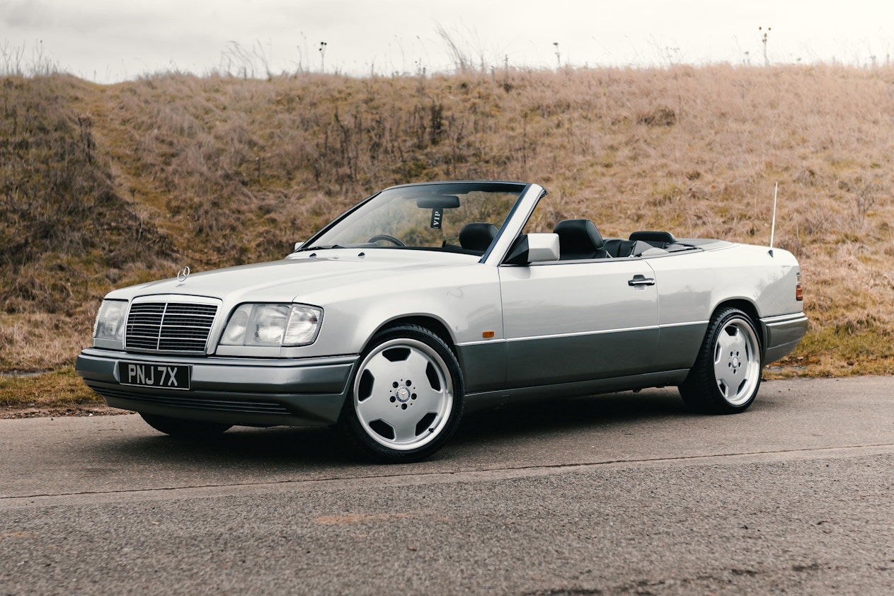 1995 MERCEDES-BENZ (W124) E220 CABRIOLET