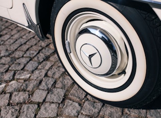 1958 Mercedes-Benz 190 SL 