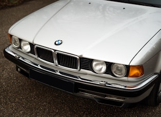 1991 BMW (E32) 750I