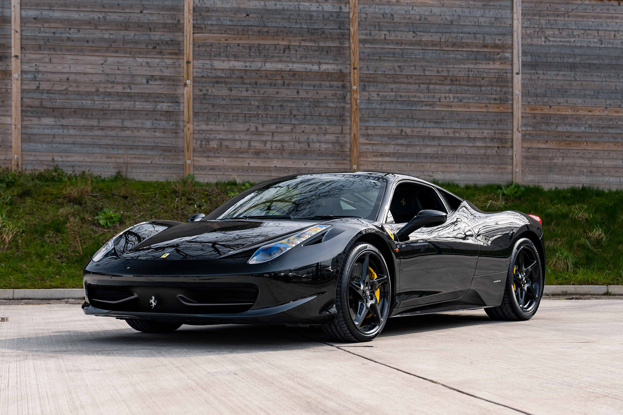 Ferrari 458 all black online