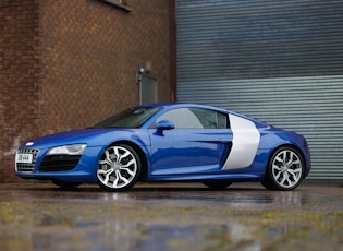 2009 AUDI R8 V10 - MANUAL 