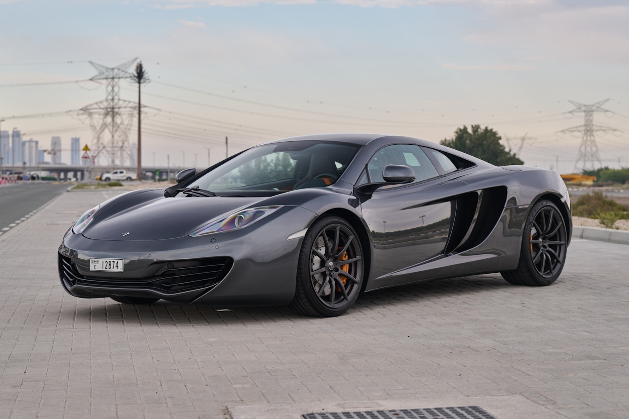 2014 McLaren 12C - 11,300 KM