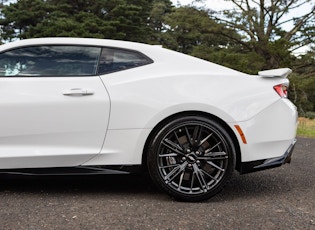 2018 CHEVROLET CAMARO ZL1 - 19,500 KM 