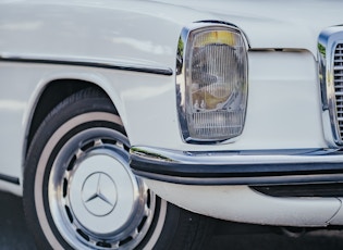 1974 MERCEDES-BENZ (W114) 250 C COUPE 