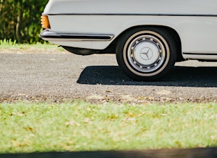 1974 MERCEDES-BENZ (W114) 250 C COUPE 