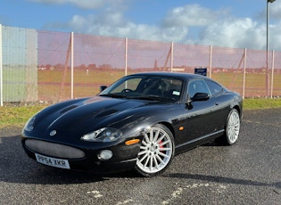 2004 JAGUAR XKR 4.2 COUPE - BLACK KNIGHT EDITION 