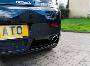 2011 ASTON MARTIN V8 VANTAGE S