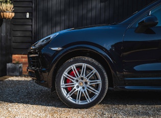 2012 PORSCHE CAYENNE TURBO