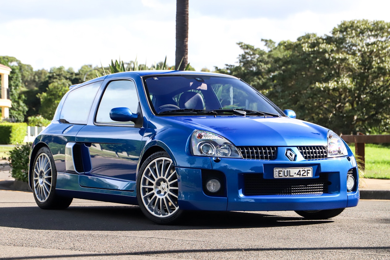 2004 RENAULT CLIO V6 PHASE 2