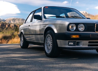 1990 BMW (E30) 325I