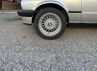 1990 BMW (E30) 325I