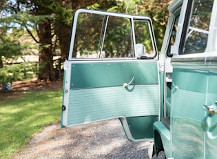 1963 VOLKSWAGEN T1 SPLITSCREEN CAMPERVAN