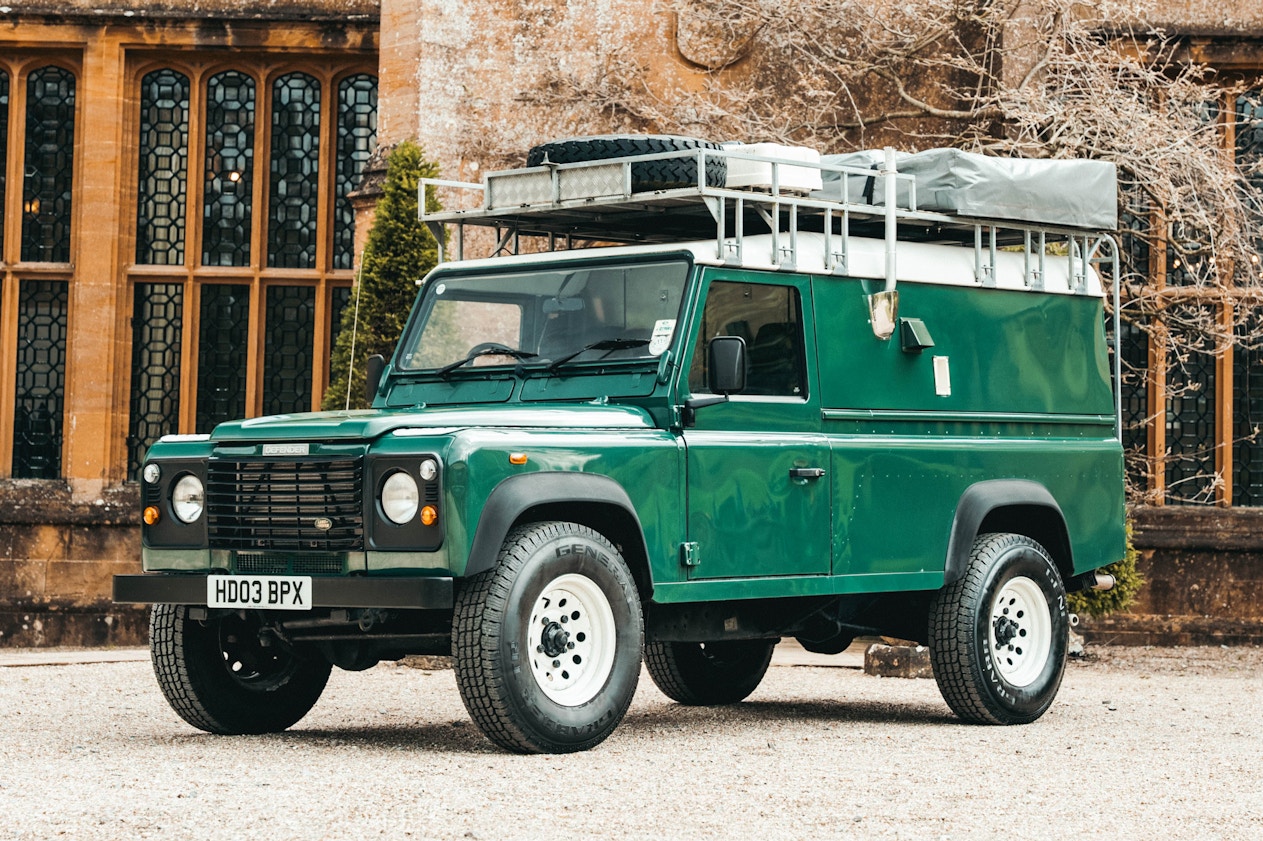 2003 LAND ROVER DEFENDER 110 TD5 - 11,245 MILES