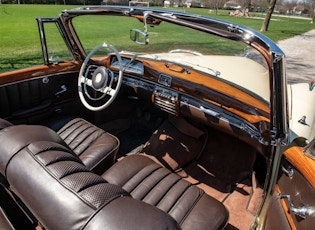 1960 MERCEDES-BENZ (W128) 220 SE CABRIOLET