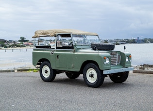 1975 LAND ROVER SERIES III 88”