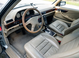 1982 MERCEDES-BENZ (W126) 500 SEC 'CARAT'