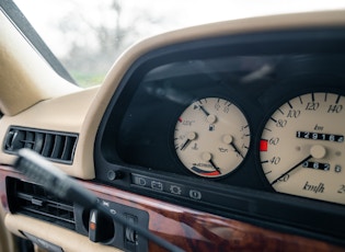 1982 MERCEDES-BENZ (W126) 500 SEC 'CARAT'