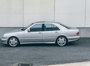 2002 MERCEDES-BENZ (W210) E55 AMG