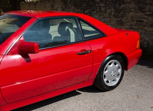 1993 MERCEDES-BENZ (R129) 500 SL - 38,500 MILES