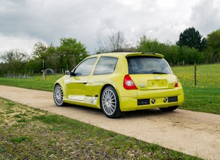 2004 RENAULT CLIO V6 PHASE 2 - 13,259 MILES