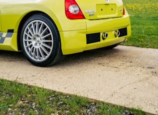 2004 RENAULT CLIO V6 PHASE 2 - 13,259 MILES