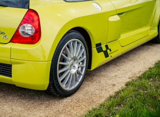 2004 RENAULT CLIO V6 PHASE 2 - 13,259 MILES