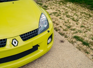 2004 RENAULT CLIO V6 PHASE 2 - 13,259 MILES