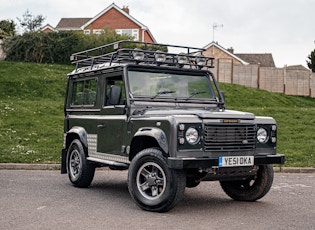 2001 LAND ROVER DEFENDER 90 'TOMB RAIDER'