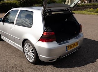 2003 VOLKSWAGEN GOLF (MK4) R32 