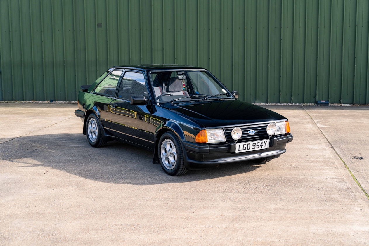 1983 FORD ESCORT XR3I