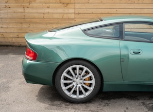 2005 ASTON MARTIN VANQUISH - LHD 