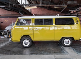 1974 Volkswagen Type 2 (T2) Microbus