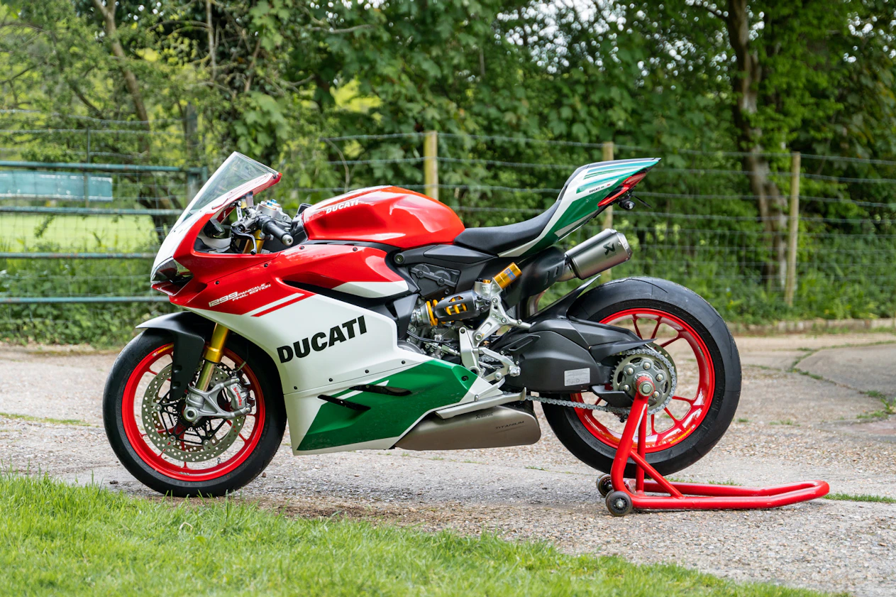 2018 DUCATI 1299 PANIGALE R 'FINAL EDITION' - 80 MILES