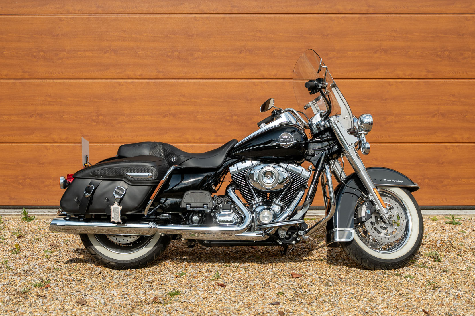 Harley davidson road cheap king classic for sale