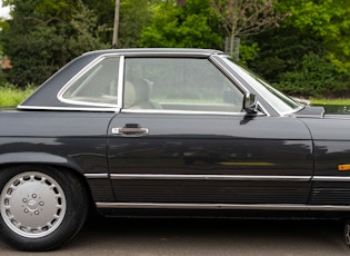 1989 MERCEDES-BENZ (R107) 300 SL