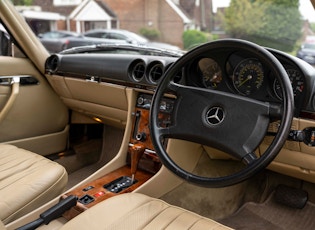 1989 MERCEDES-BENZ (R107) 300 SL