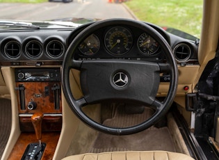 1989 MERCEDES-BENZ (R107) 300 SL