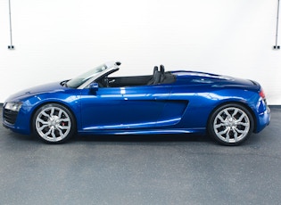 2015 AUDI R8 V10 SPYDER - MANUAL - 8,791 KM