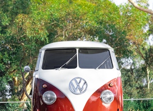 1962 VOLKSWAGEN T1 SPLITSCREEN MICROBUS 