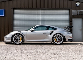 2015 PORSCHE 911 (991.1) GT3 RS - 2,300 MILES